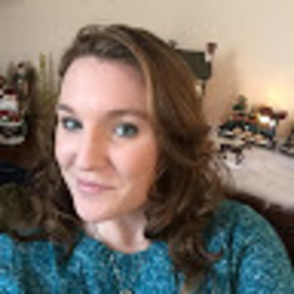 Meet your Posher, Amanda - Picture 1 of 1